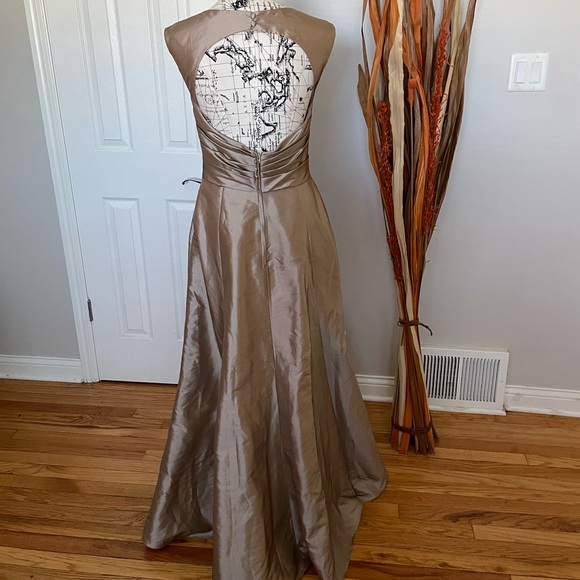 Taffeta Cutout Keyhole Mocha Puffy Pleated Draped Coquette Flare Evening Formal - Picture 3 of 7